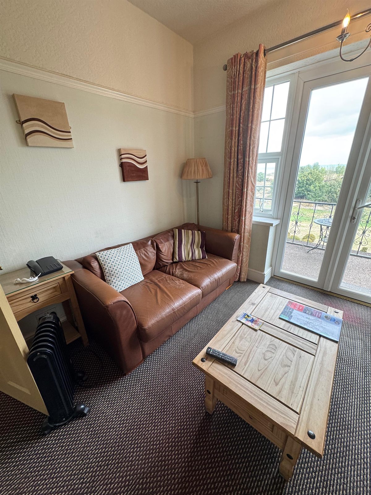 Executive Double guest room at The Royal Hotel